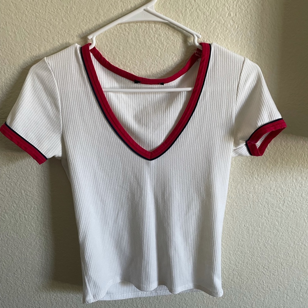 juniors/women’s ringer tee